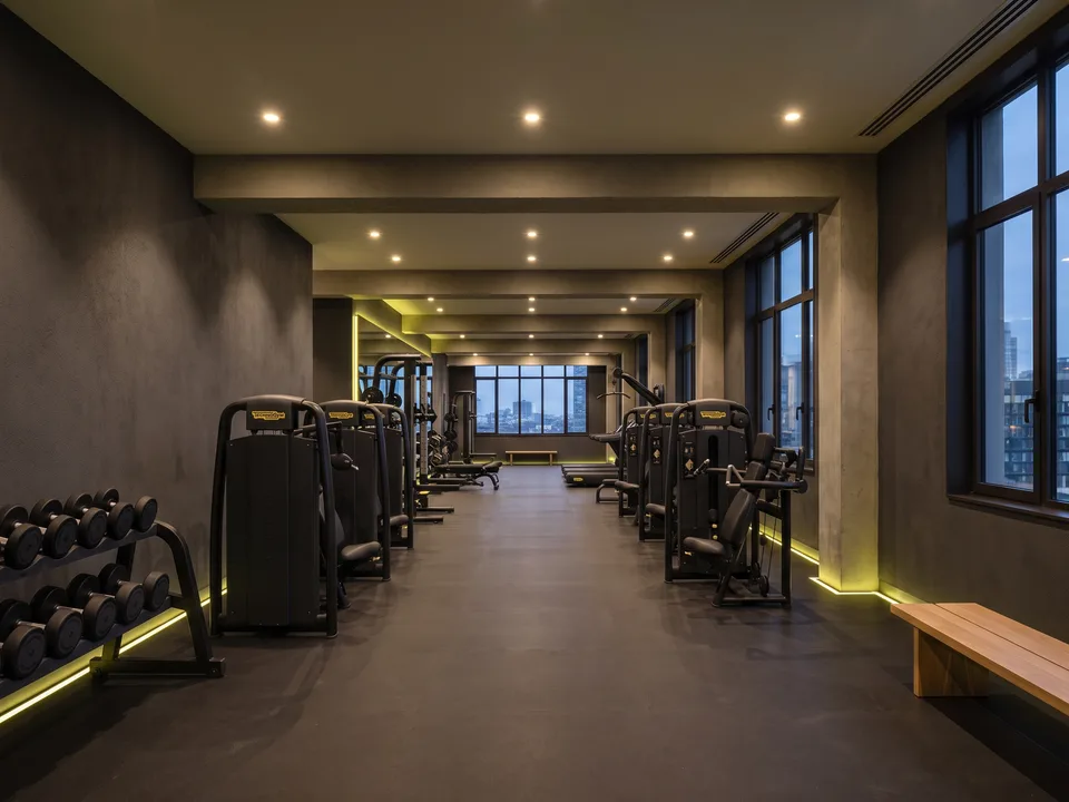 Le plateau de musculation de la salle